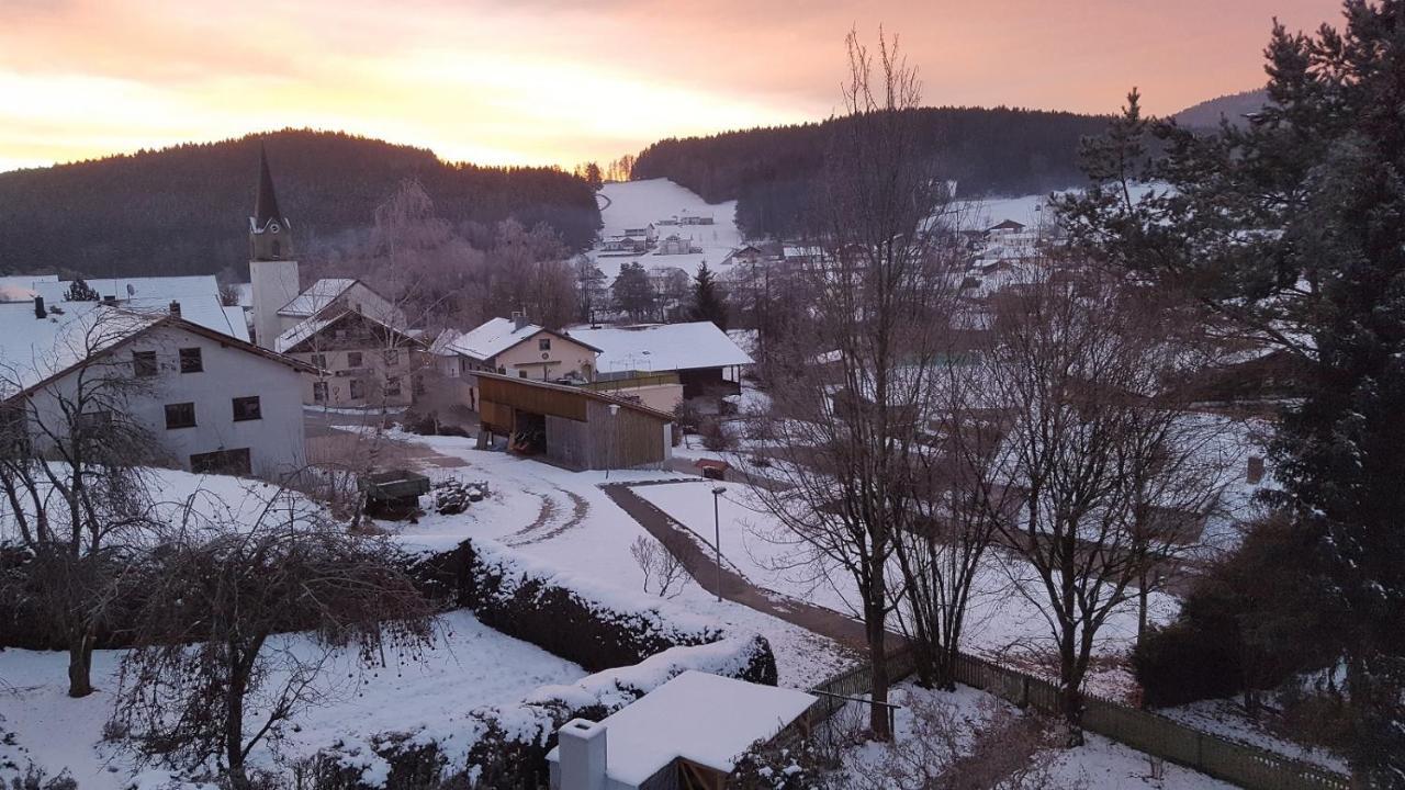 Apartment Am Kirchberg Achslach